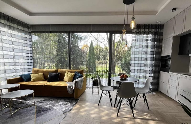 Location d’un appartement élégant de 3 pièces avec jardin privé, 54 m², Zwierzyniec, Cracovie, Pologne